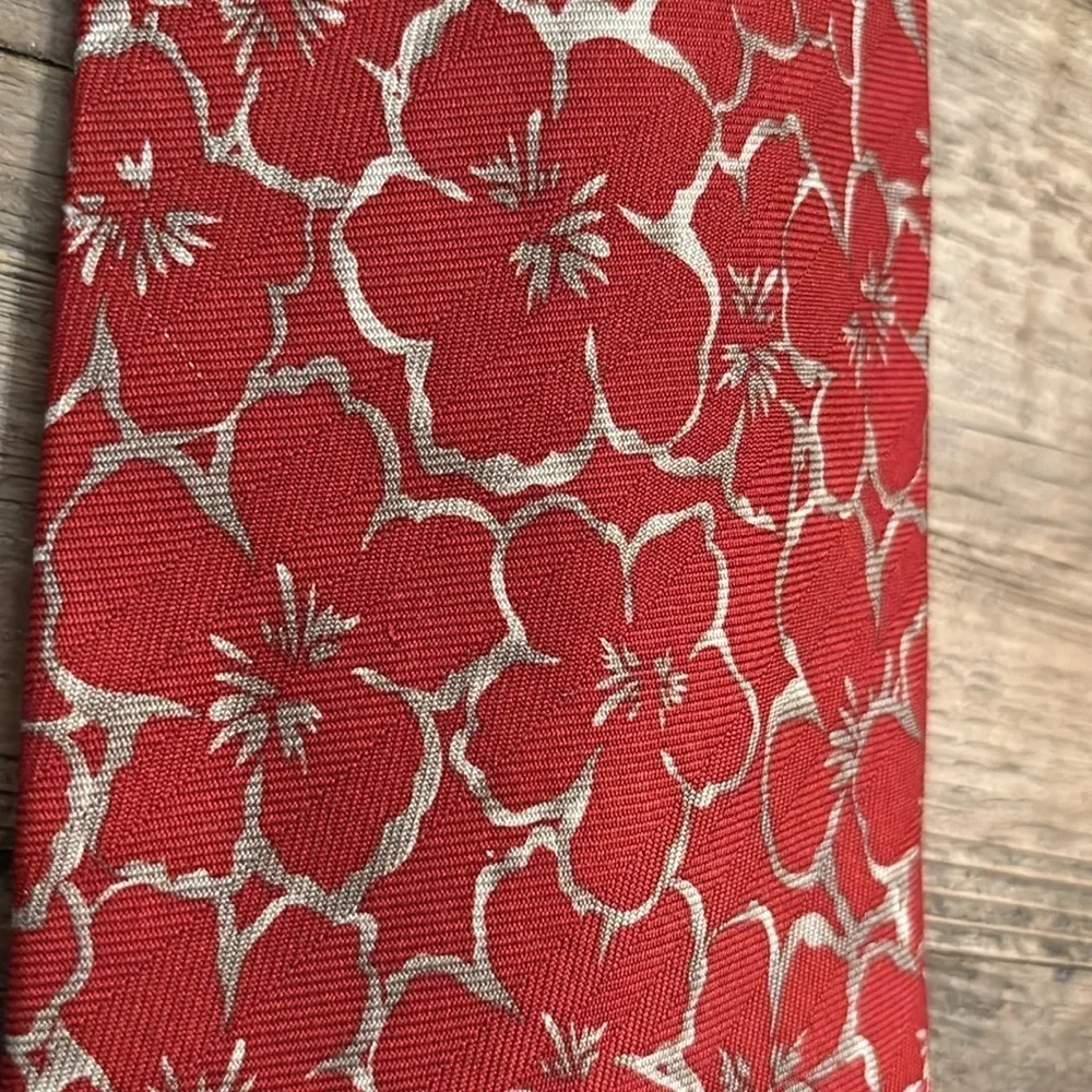 Tommy Bahama Floral Tie. Tropical | 100% Silk | Men’s 58”L | EUC | Hibiscus
